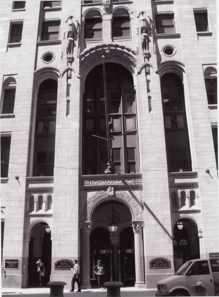 Buhl Building, 535 Griswold Street Detroit Financial District Wayne, Michigan Rebecca B. Savage 3-30-09 Western View of entrance 0006