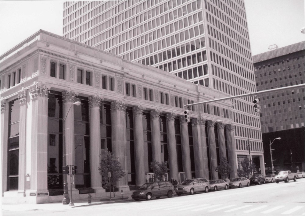 Detroit Trust Company Building, 201 West Fort St.; Detroit Financial District; Wayne, Michigan; Rebecca B. Savage; 3-30-09, southern view; 0015