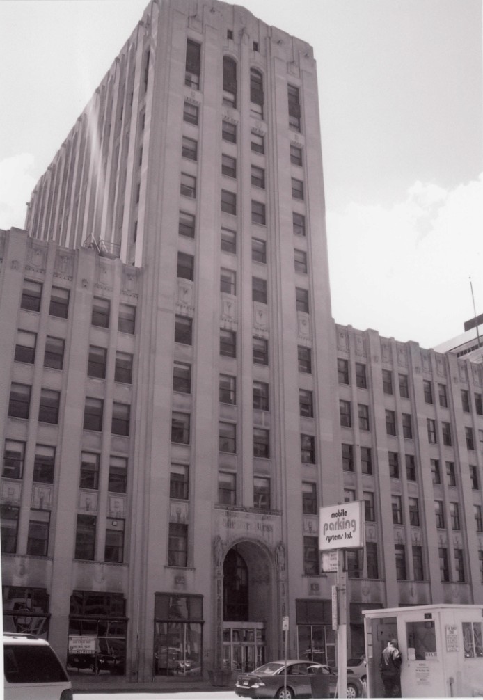 Detroit Free Press Building
Detroit Financial District
Wayne, Michigan
Rebecca B. Savage
7-13-09
Southern View
0018