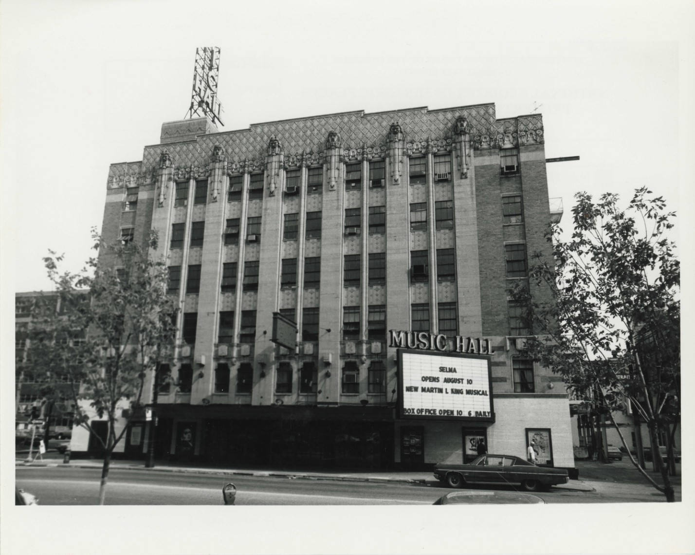 IF DISTRICT. GIVE BUILDING NAME & STREET North facade PHOTO NO. 1 Wilson Theatre Detroit, Michigan north facade photo no 1