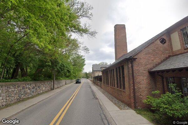 Street view of Brookside School